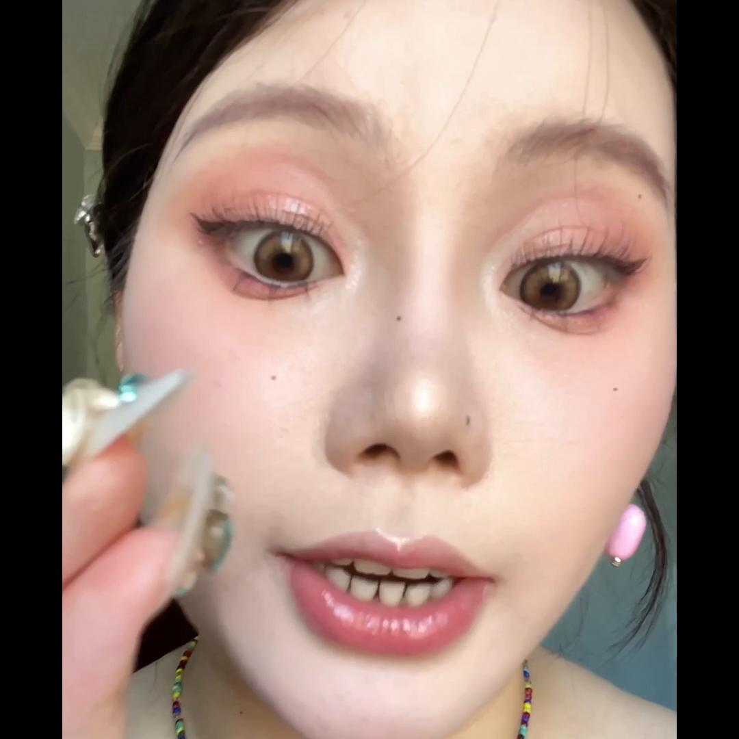 平价好画的彩妆,化彩妆什么牌子好用又实惠又简单