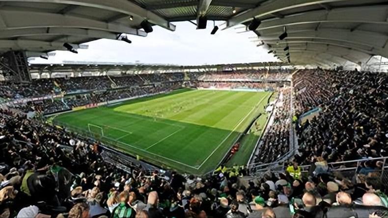 欧洲足球豪门球场盘点,欧洲足坛十大震撼球场