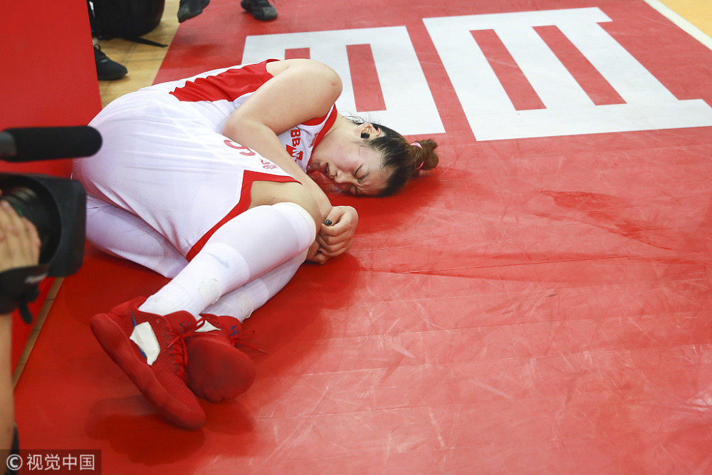 膝关节常见损伤场景和预防,常见的膝关节损伤及相关动作障碍