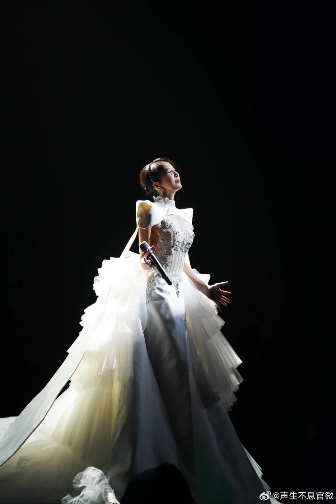 coco李玟月光爱人湖南卫视,coco李玟月光爱人现场版