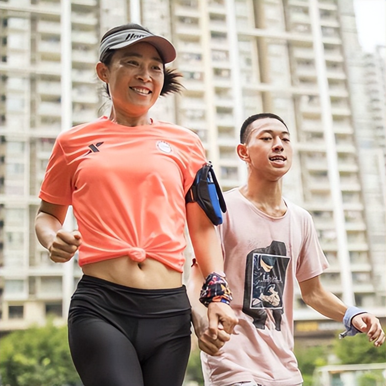 “武马”来了群“星星的孩子”，广州阳光特跑团报名参赛