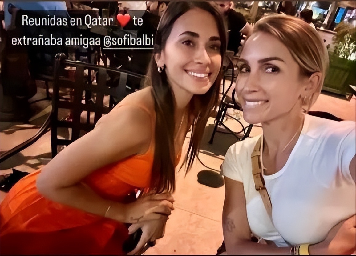 身价上亿娶了个54岁老婆,身价上亿娶54岁女网红