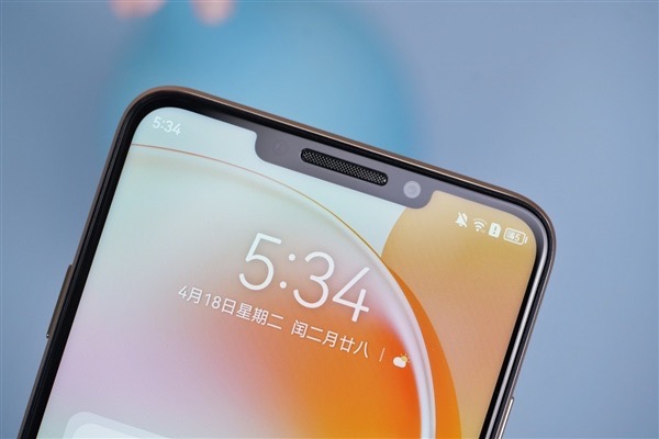 斩获续航榜第一，7000mAh+Harmony3.0，仅1799元