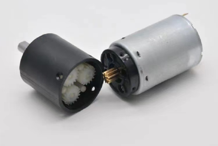 行星齿轮减速器齿轮如何选择,行星齿轮减速箱工作过程