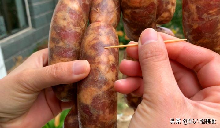 香肠灌制方法及配方,灌香肠时的注意事项