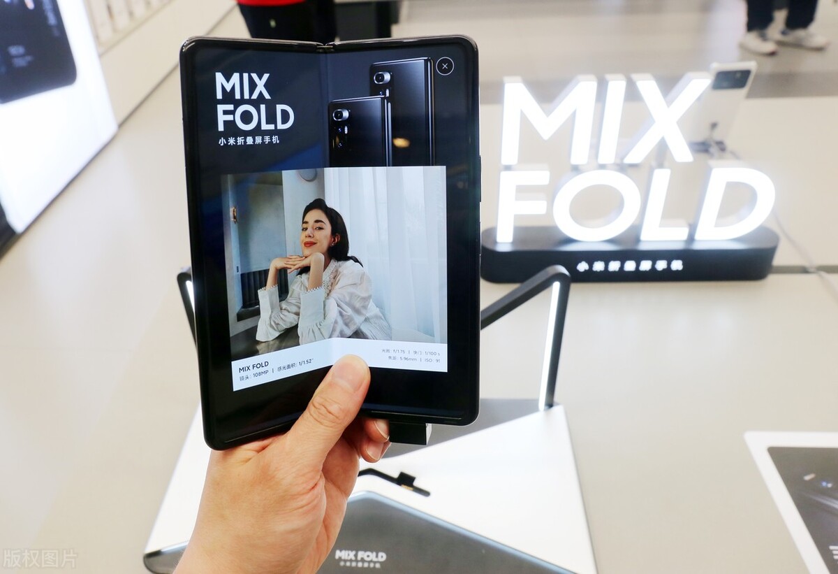 各厂商折叠屏手机,为什么每个厂商都发布折叠手机