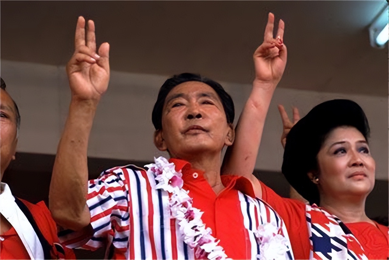 世界第一巨贪：家藏数吨黄金，拥有29架私人飞机，拖垮一国经济