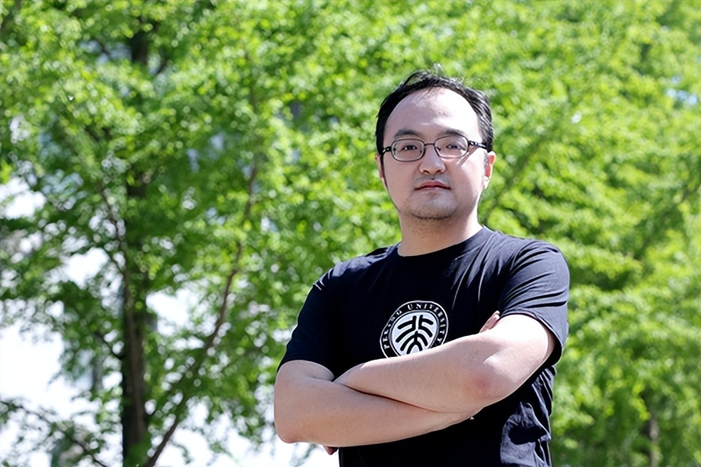 北大许晨阳留下八个字,许晨阳讲北大留下三句话