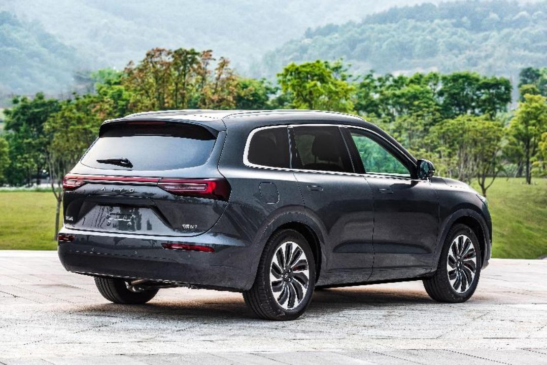 问界M7，凭什么超越百万豪车