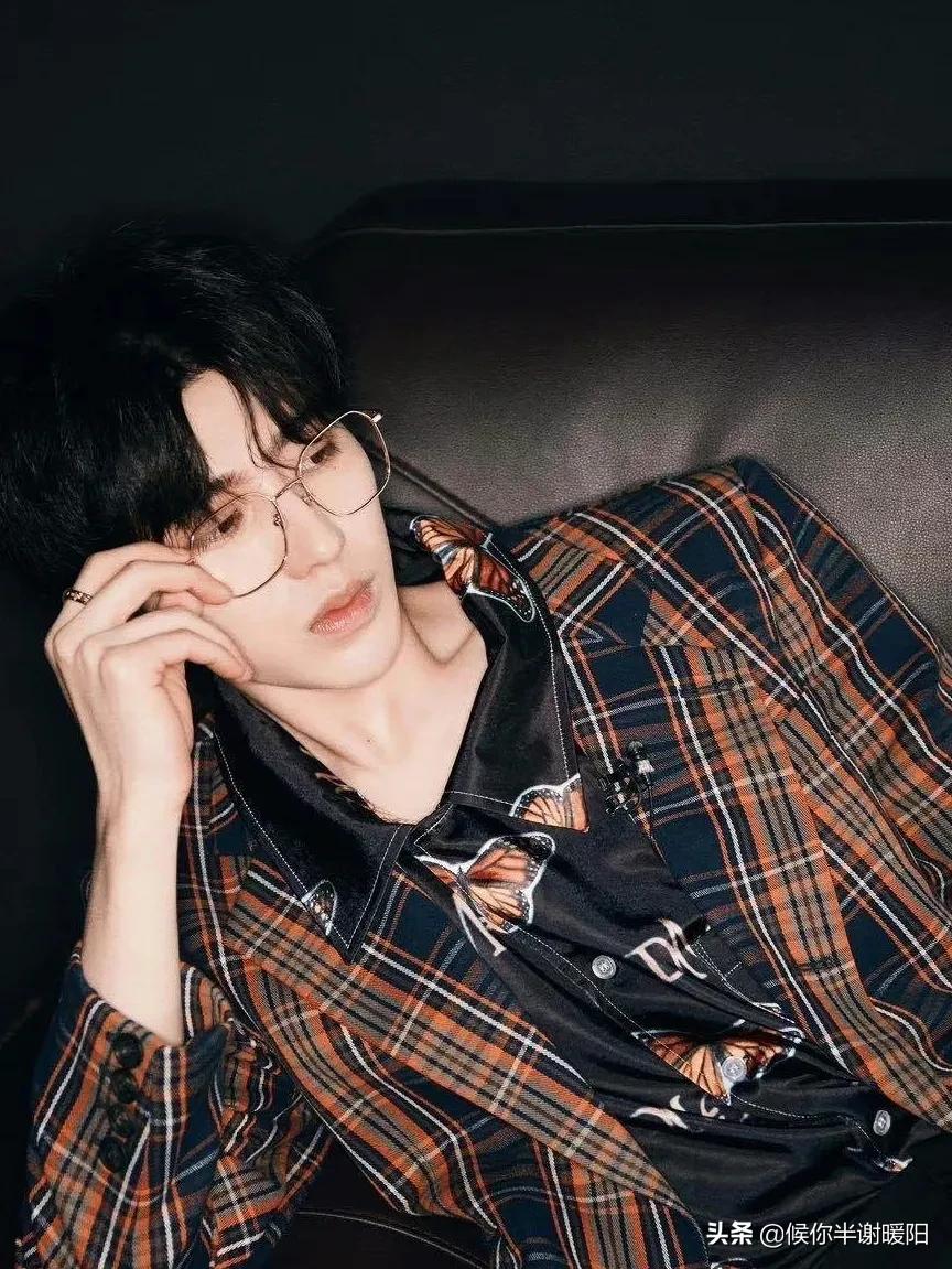 王一博和白敬亭穿搭,休闲西服穿搭白敬亭