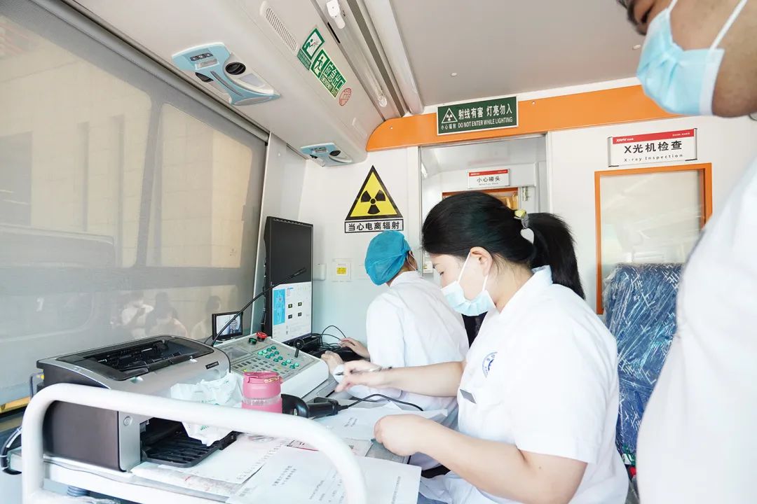 护航平安开学季,护航师生开学季