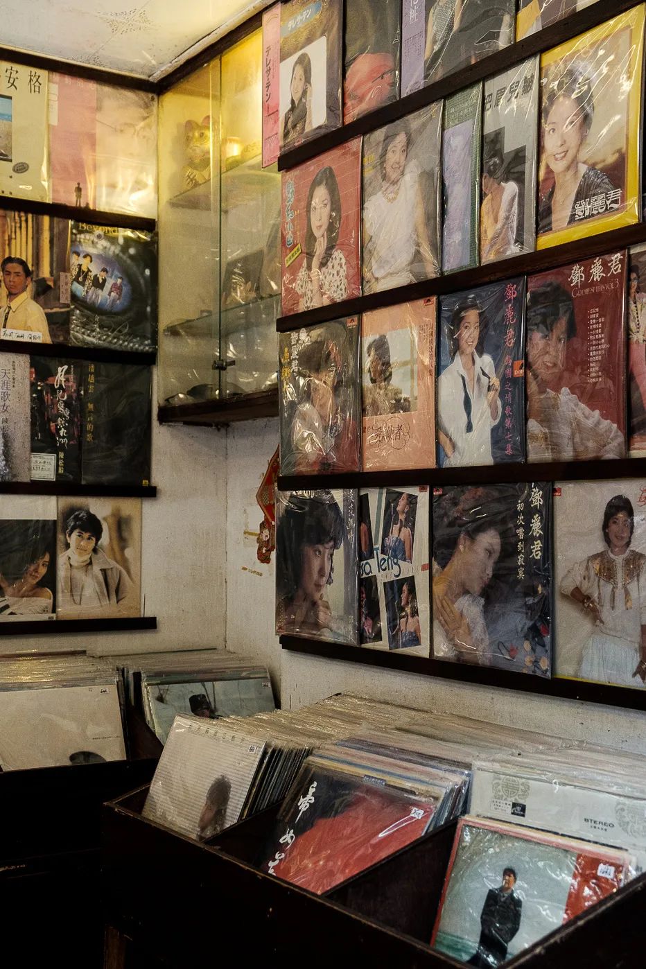 粤语情话晴天阴天暴雨天怎么说,粤语很甜很撩的情话短句谐音