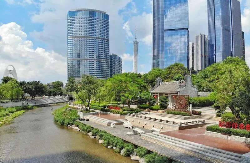 复刻琶洲旧改辉煌！中轴上百万方旧改旁，绝版新盘即将登场