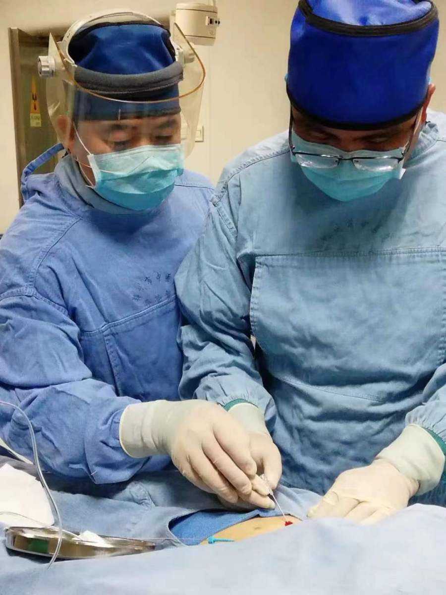 现代医疗技术与中医药治疗相结合,中医药技术与现代技术的结合