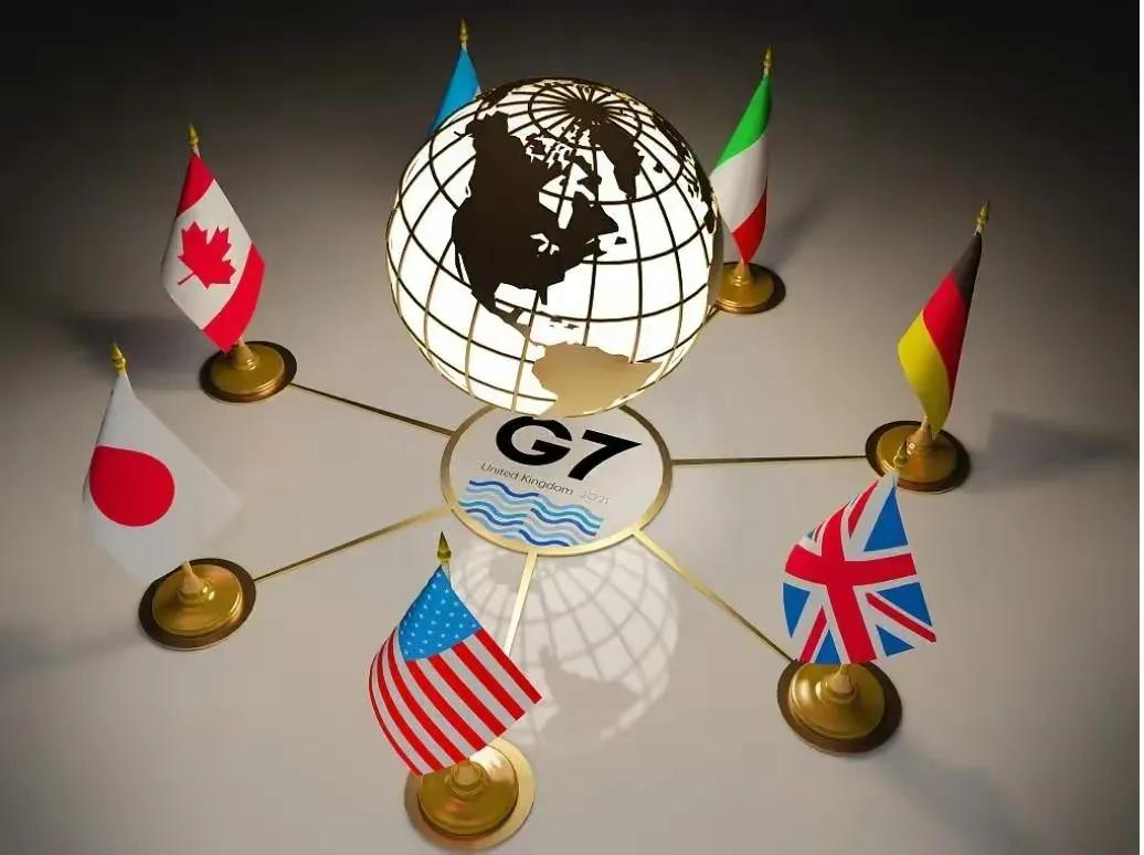 我国歼16战机拦截美战机视频,歼16南海拦截美侦察机