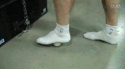 脚踝扭伤一年多了跑步还痛怎么办,一跑步就膝盖和脚踝疼是什么原因