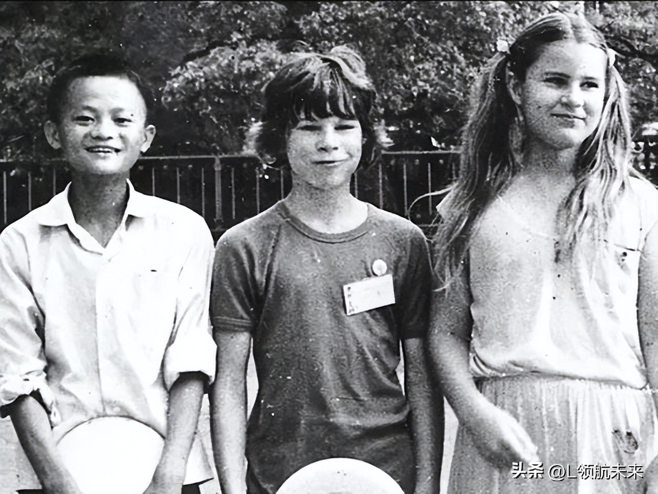 马云创业的幕后老板,马云开始创业的时候