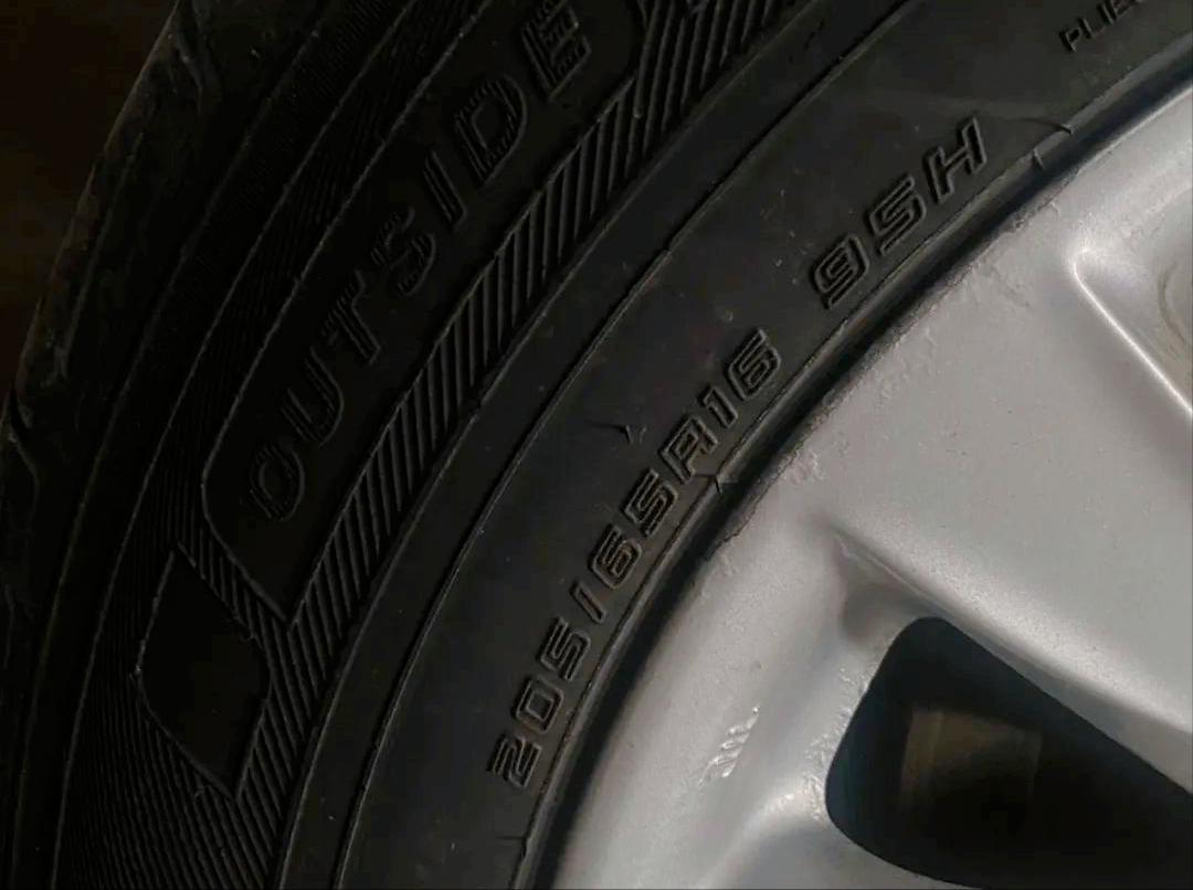 09天籁全车翻新整改多少钱,日产天籁自己撞烂了维修多少钱