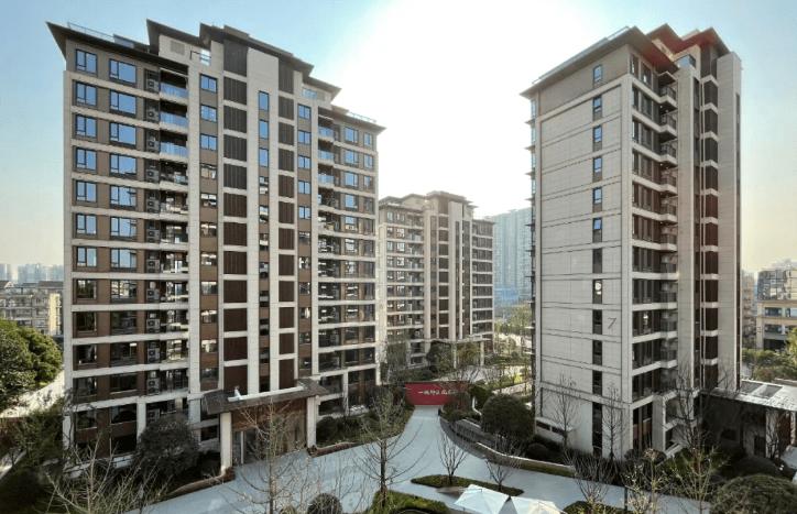 未来几年，现金才是“硬通货”？行长透露：要做好过苦日子的准备