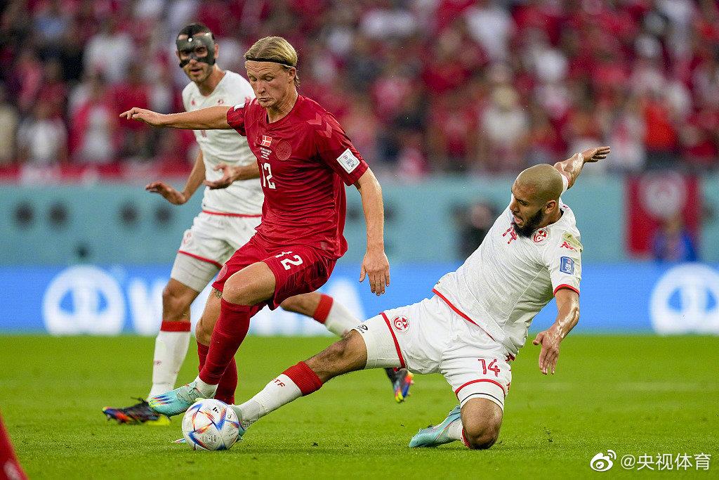 阿根廷爆冷1-2沙特最冷门纪录,沙特2-1战胜阿根廷队举国欢腾