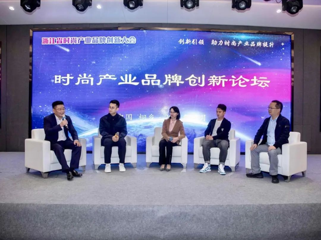 濮院吴炳明,桐乡市濮院羊毛衫协会会长吴炳明