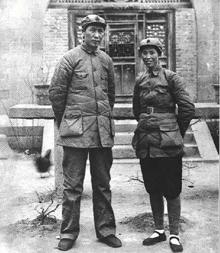 扁担少将龙开富：保卫毛主席18年，叶帅得知遗言后批准葬入八宝山