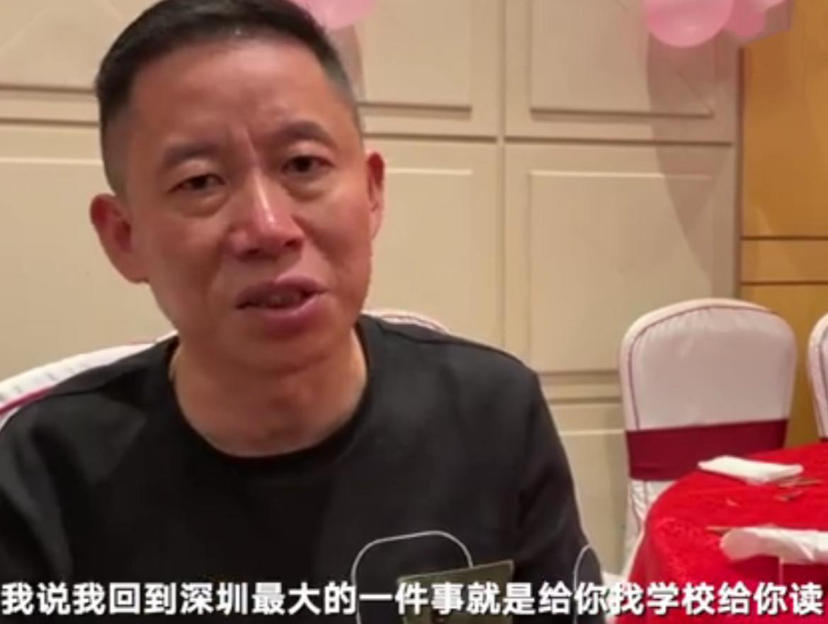 孙海洋家包子铺一年赚50万,孙海洋包子店走红姐妹花