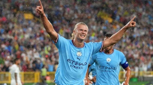 当今世界足坛十大球员,世界足坛历史十大中锋