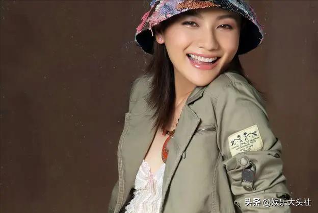 胡可二胎孕肚上节目,胡可怀孕腹痛难忍电视剧