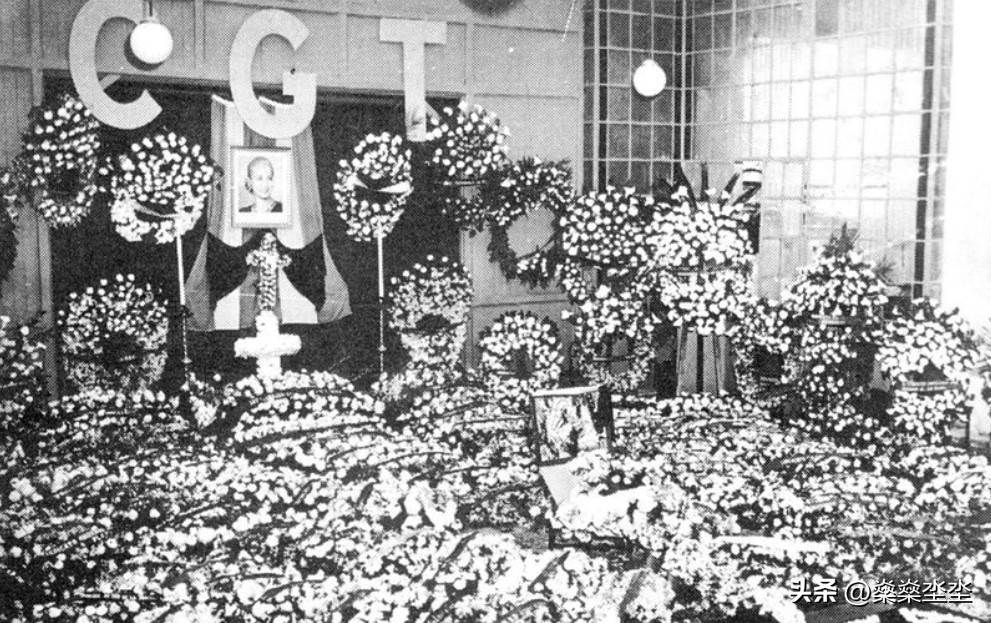 阿根廷歌曲别为我哭泣原唱,阿根廷歌别为我哭泣