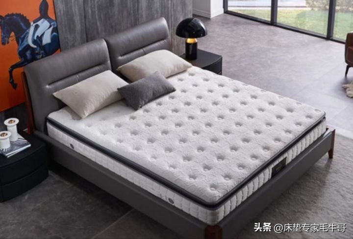 乳胶床垫防压防塌,乳胶床垫的陷阱