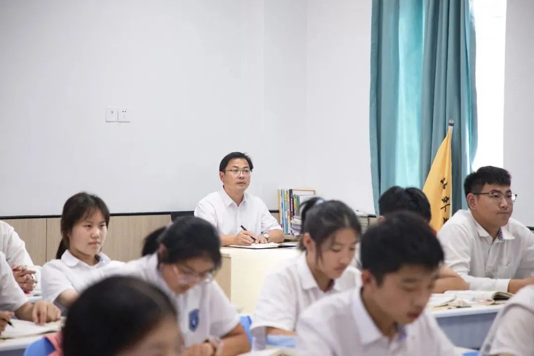 阜阳十中哪些老师厉害,阜阳哪个学校老师有实力