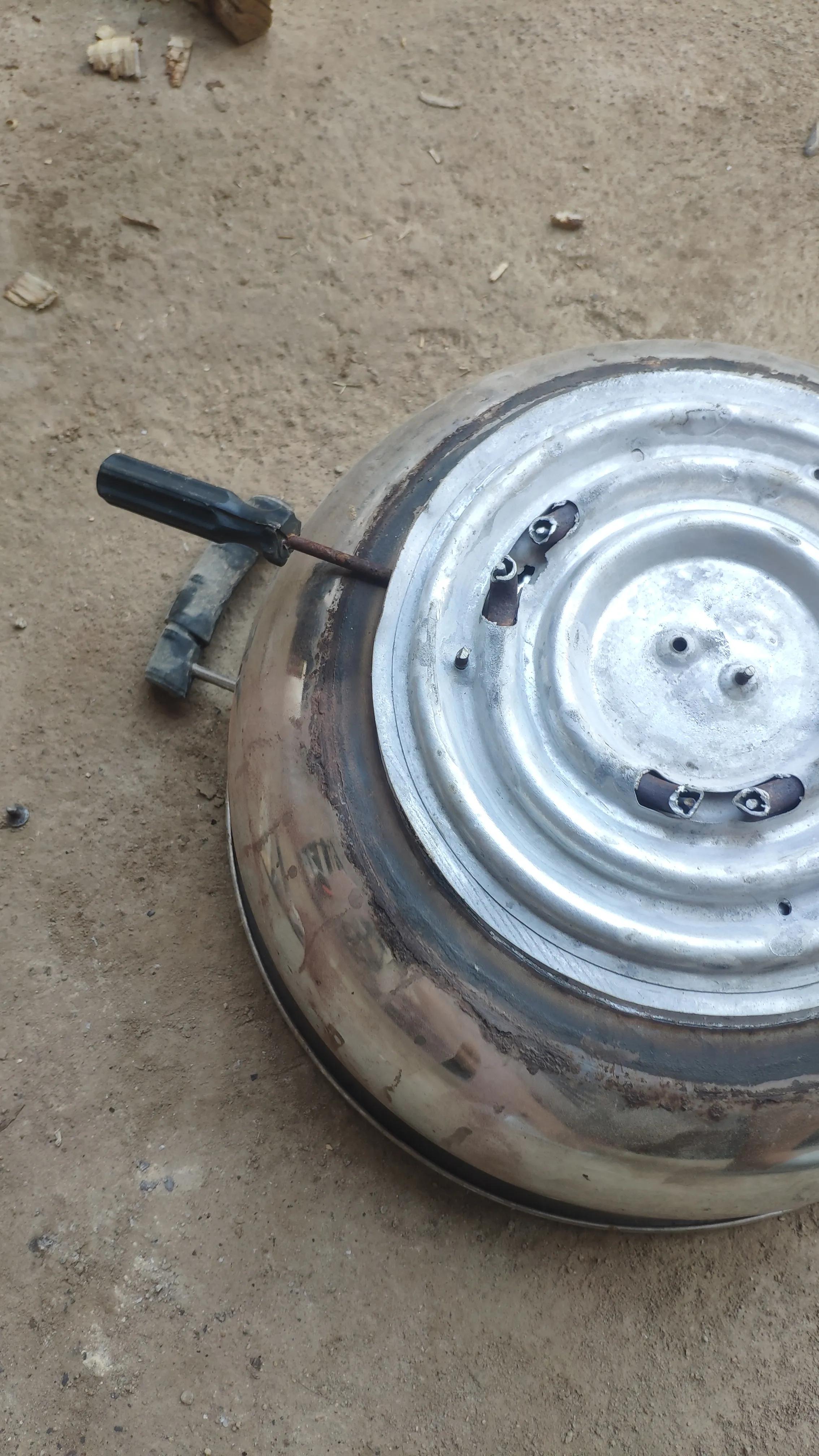 电锅炒菜一体锅怎么拆卸,一体电锅手柄怎么拆