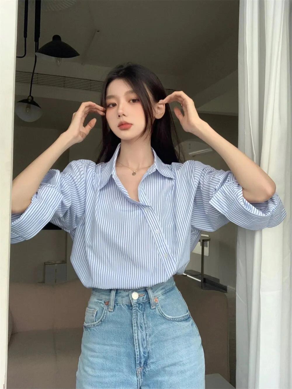 职场短袖西服怎么搭配好看,内搭衬衫搭西服