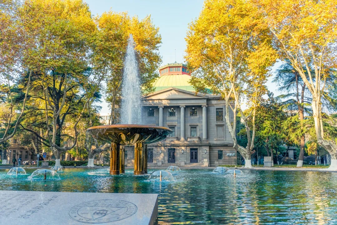 高考成绩660+，放弃上海名校，选择“三本”院校，亏大了？