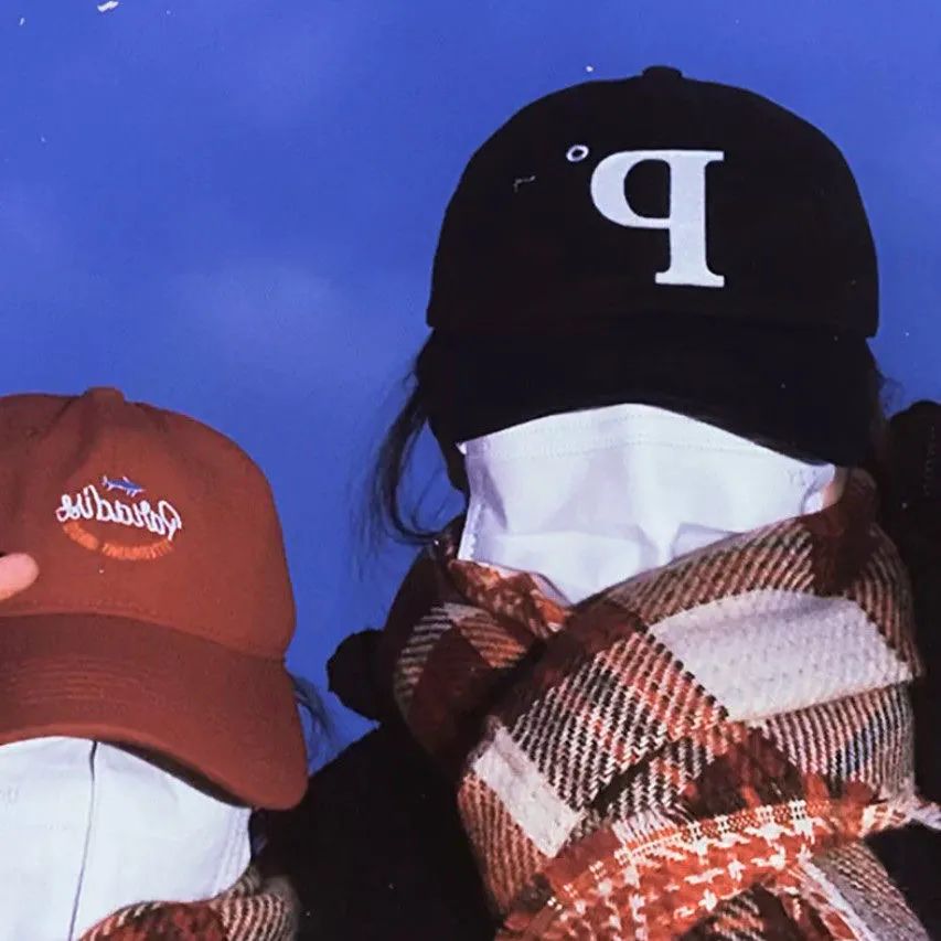 闺蜜头像一左一右真人可爱姐妹,情侣头像和闺蜜头像连在一起的