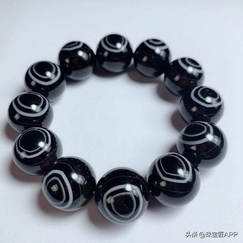 常见的十四种宝石有什么颜色,常见十大宝石的纹理特征图片