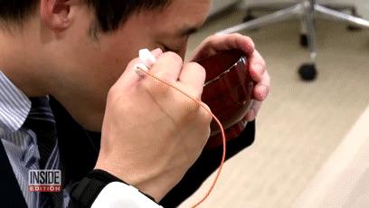 日本推出能让饭菜变咸的电筷子，这下真·重口味了