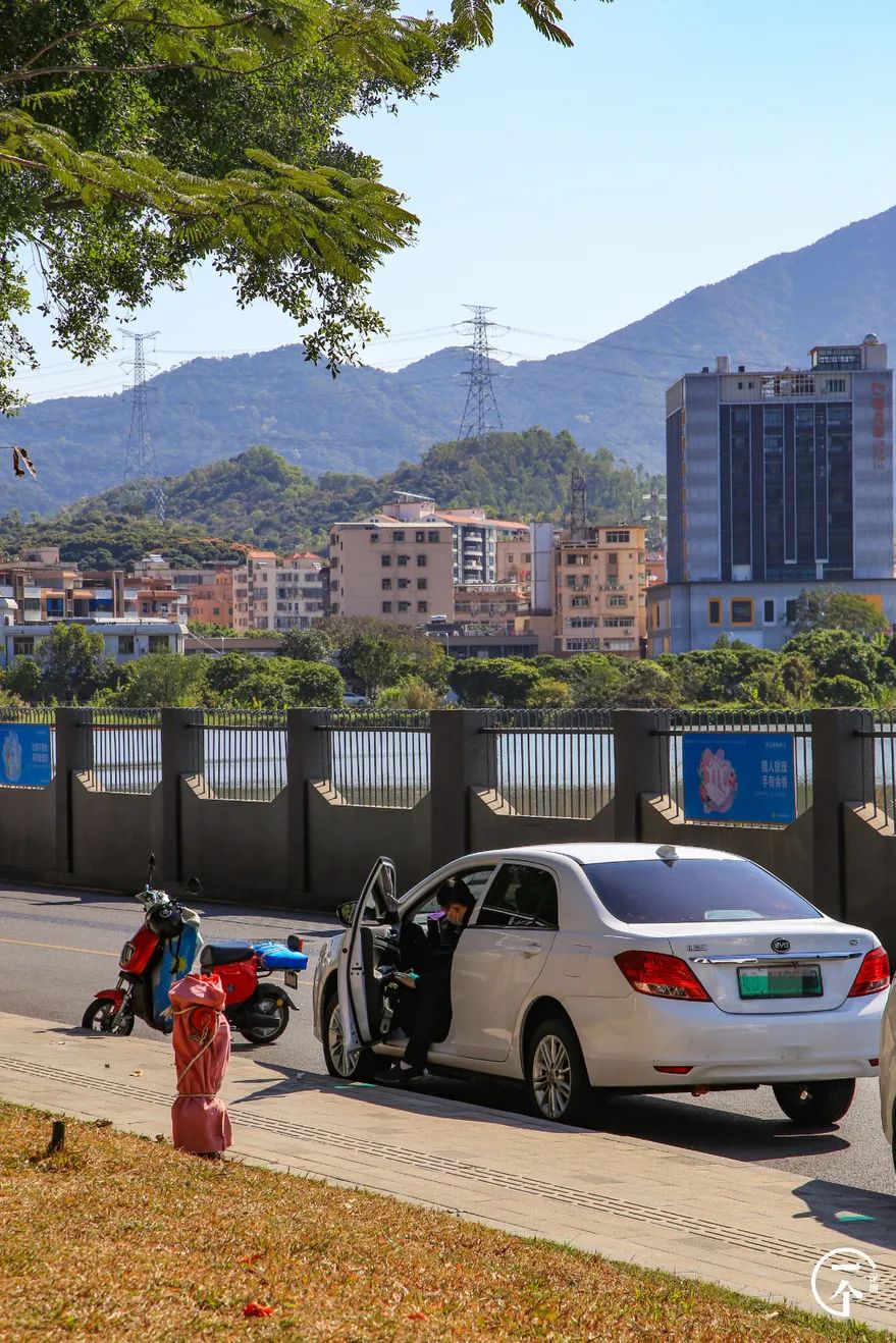 广州的士师傅一般住哪里,月薪8000的的士司机