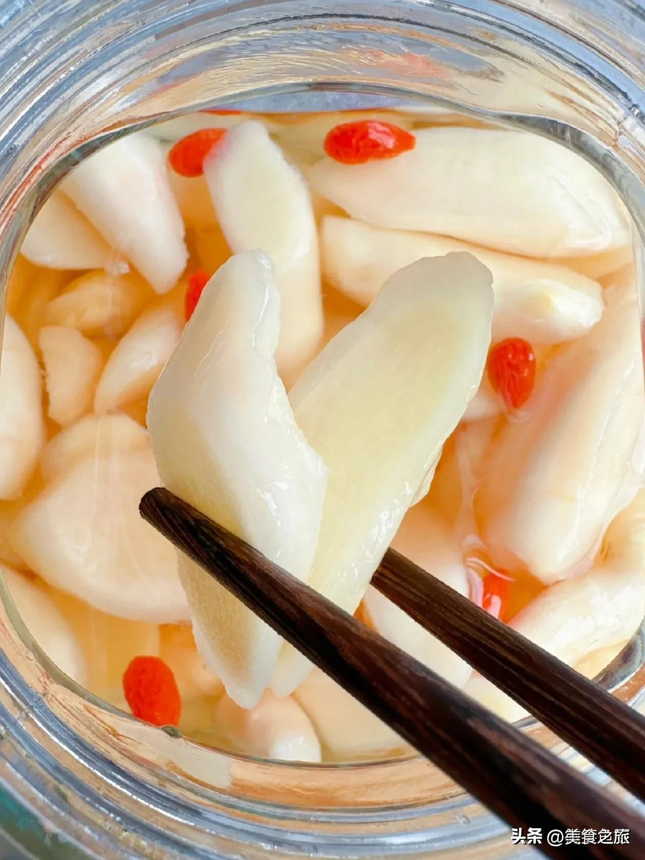 冬吃萝卜夏吃姜的时候正确吃法,冬吃姜夏吃萝卜姜要怎么吃才好