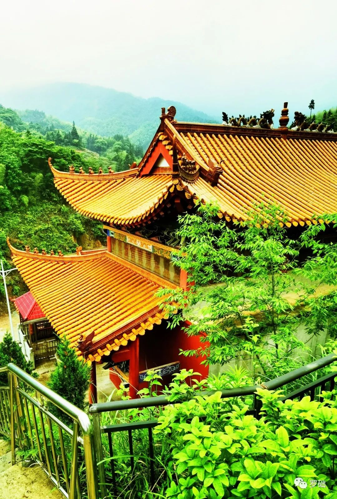 冒雨骑游资江小三峡·板竹山·望云寺观风景