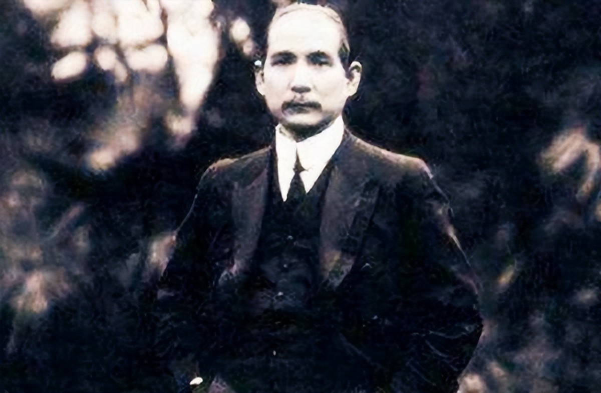 权力与法统——中山先生的“国葬”与“*党**葬”