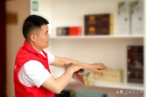 *安泰**肥城市*草烟**专卖局情系客户，助力客户服务水平“再升级”