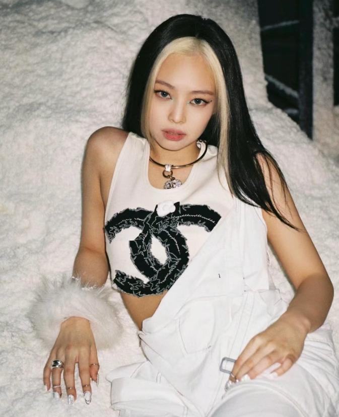 刘海染后想染回统一的发色怎么染,最近流行的刘海染法