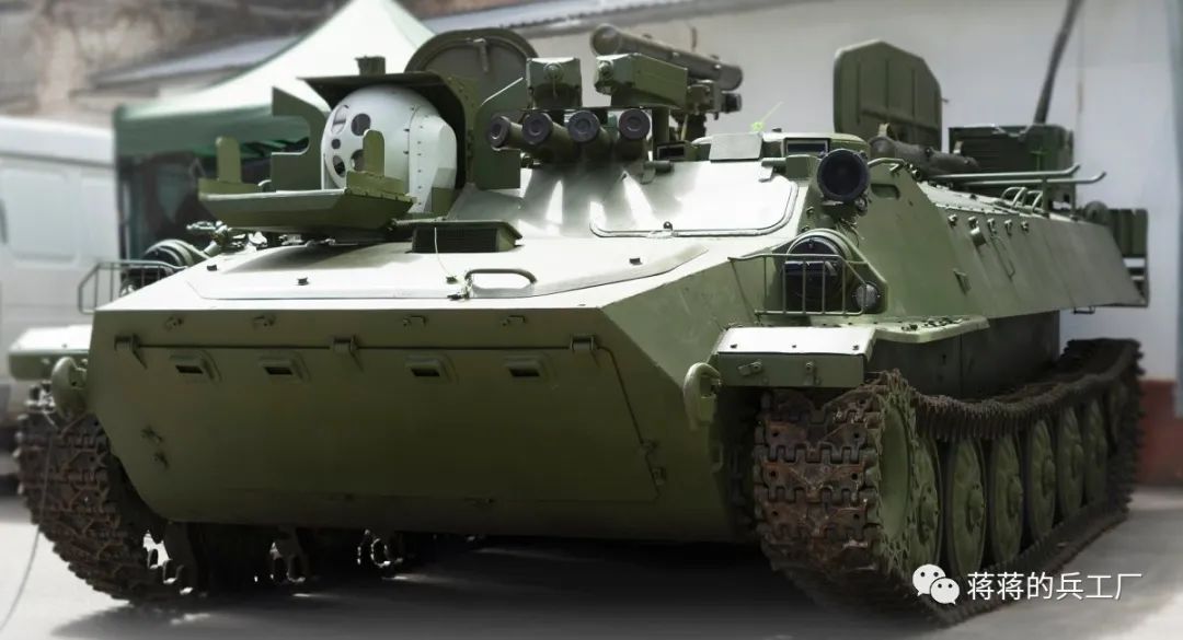 70后*器武**取得五杀，俄军风暴-S反坦克导弹车全灭敌人保护渡口