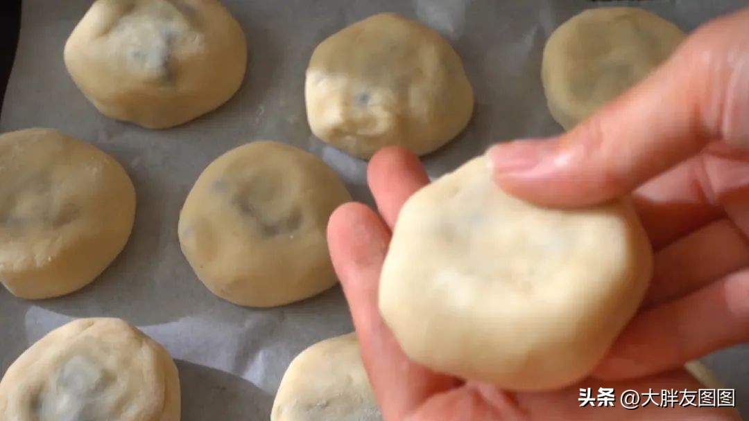 豆沙酒酿圆子教程,酒酿红豆饼的做法