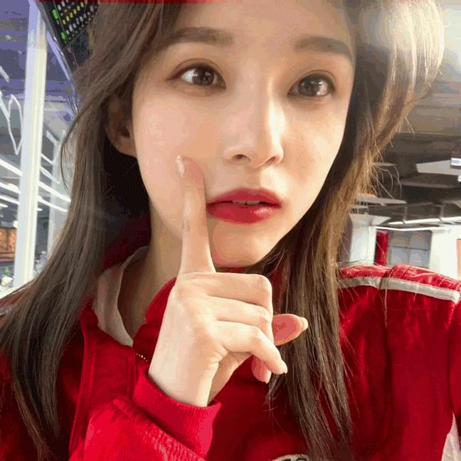 央视主持人马凡舒模特,央视主持人马凡舒微博