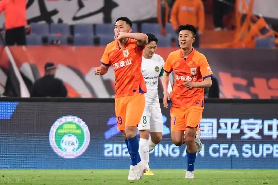 中超赛程表首发山东泰山全面亮相,中超最新积分榜和比赛战况大揭秘