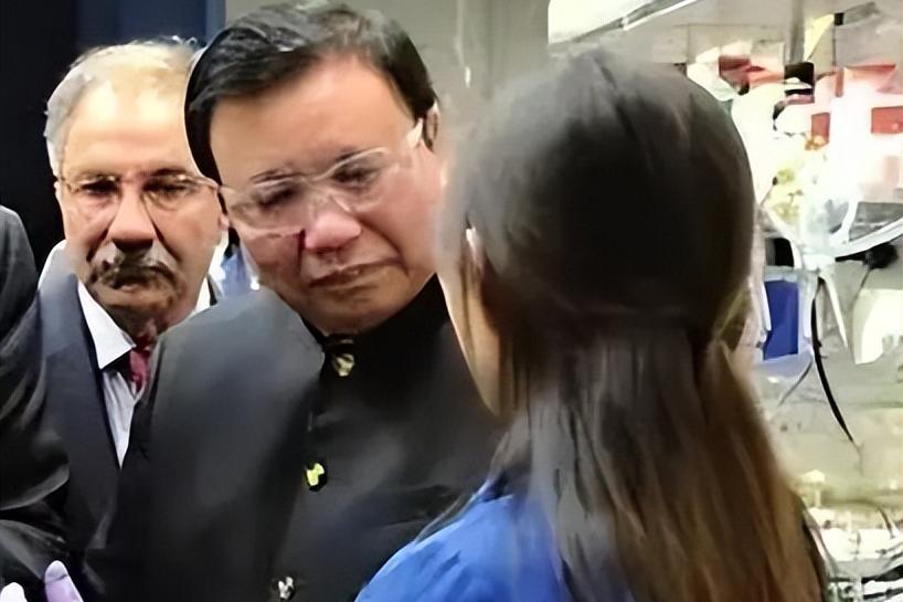 电池大王钟馨稼为美国捐款,钟馨稼做的是什么牌子的电池