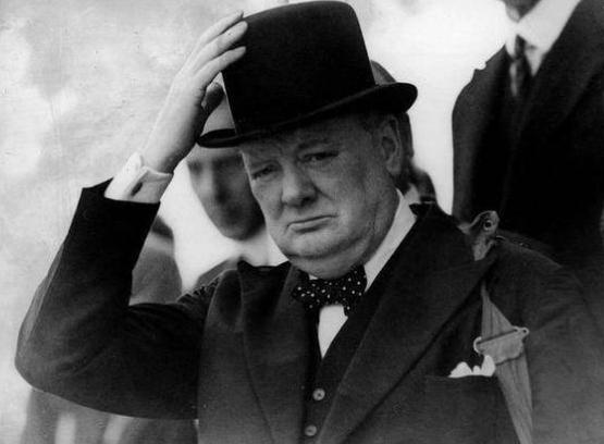 卡尔邓尼茨狼群视频,大西洋战役邓尼茨